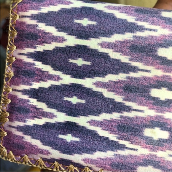Mlavi Boho purple Ikat print vegan wallet - Picture 12 of 13